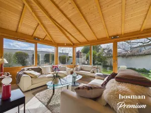 Maison de 201.3 m² à Saint-Sébastien-sur-Loire