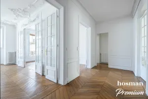 Appartement de 121.0 m² à Paris