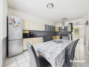 Maison de 114.0 m² à Carbon-Blanc