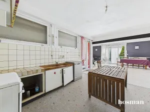 Maison de 130.0 m² à Floirac