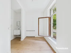 Appartement de 9.6 m² à Paris