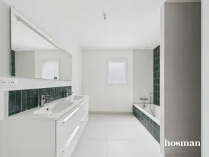 Maison de 140.2 m² à Nantes