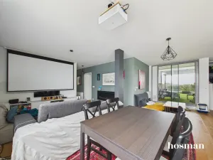 Appartement de 107.0 m² à Bordeaux