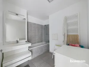 Appartement de 101.59 m² à Cergy