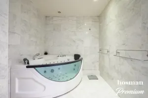 Appartement de 196.8 m² à Paris