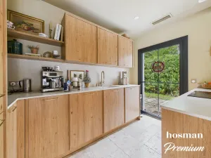 Maison de 180.0 m² à Saint-Sulpice-et-Cameyrac