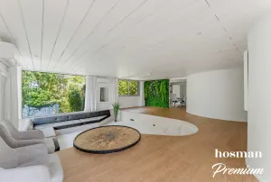 Maison de 212.0 m² à Mérignac