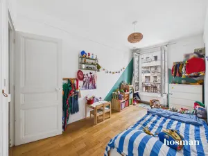 Appartement de 57.6 m² à Paris