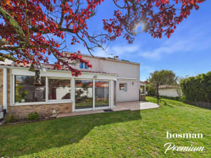 Maison de 201.3 m² à Saint-Sébastien-sur-Loire