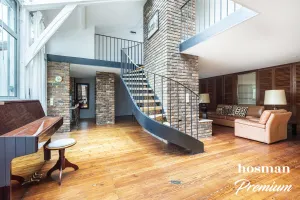 Maison de 131.0 m² à Paris