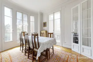 Appartement de 147.0 m² à Paris