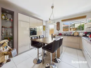 Maison de 167.0 m² à Mérignac