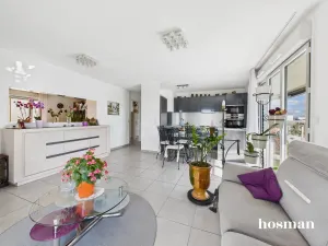 Appartement de 97.07 m² à Bordeaux