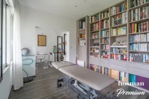 Maison de 298.0 m² à Mérignac