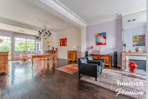 Maison de 230.0 m² à Bordeaux