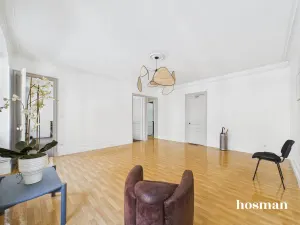 Appartement de 126.0 m² à Bordeaux