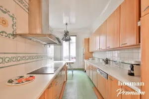 Appartement de 166.0 m² à Paris