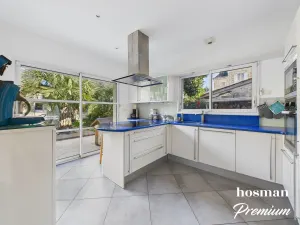 Maison de 220.0 m² à Bruges