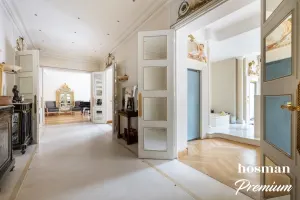 Appartement de 239.77 m² à Paris