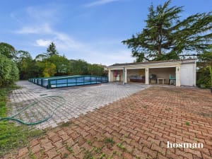 Maison de 210.0 m² à Eysines