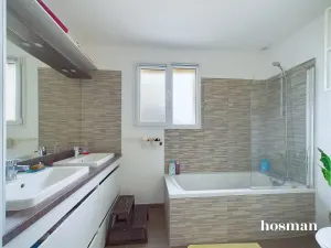 Maison de 89.0 m² à Eysines