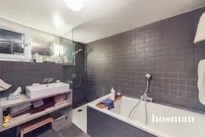 Maison de 111.0 m² à Bagnolet