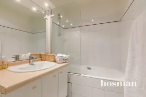 Appartement de 136.0 m² à Paris