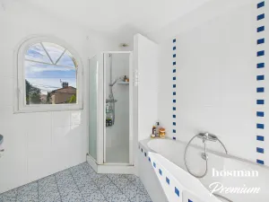 Maison de 220.0 m² à Bruges