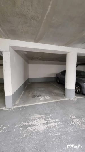 Parking de 12.0 m² à Paris