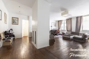 Appartement de 136.0 m² à Paris