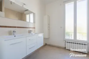 Maison de 161.43 m² à Suresnes