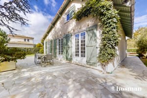 Maison de 130.0 m² à Saint-Jean-d'Illac