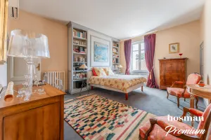 Maison de 230.0 m² à Bordeaux