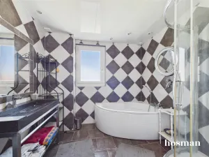 Maison de 193.0 m² à Saint-Sébastien-sur-Loire