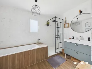 Maison de 100.0 m² à Eysines