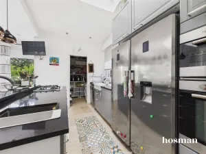 Maison de 181.0 m² à Vénissieux