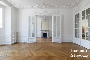 Appartement de 121.0 m² à Paris
