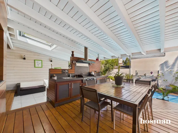 Maison de 160.0 m² à Bègles