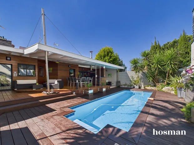 Maison de 160.0 m² à Bègles