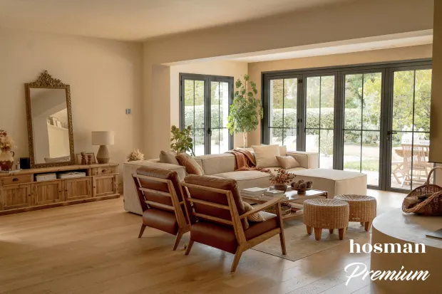 Maison de 180.0 m² à Saint-Sulpice-et-Cameyrac