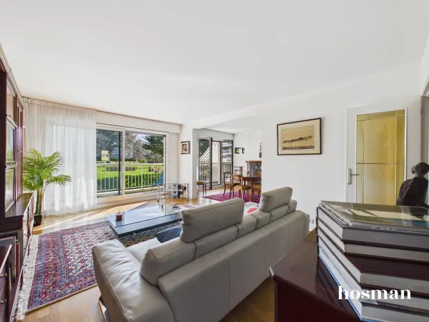 Appartement de 102.0 m² à Versailles