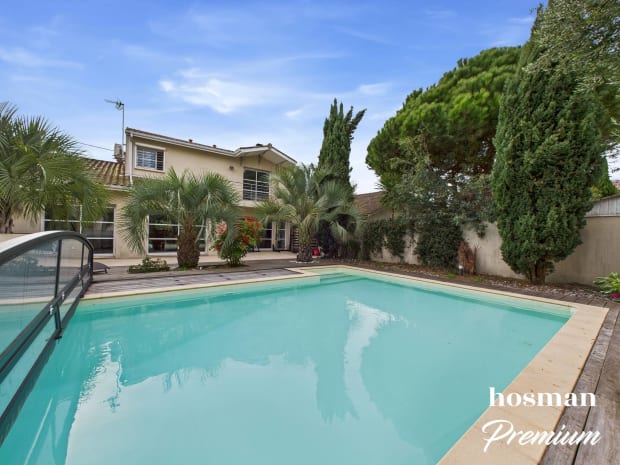 Maison de 220.0 m² à Bruges