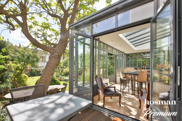 Maison de 247.0 m² à Colombes