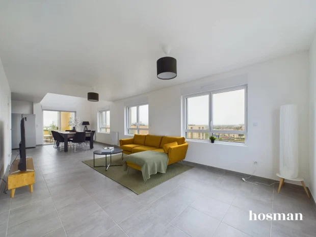 Appartement de 142.0 m² à Bordeaux
