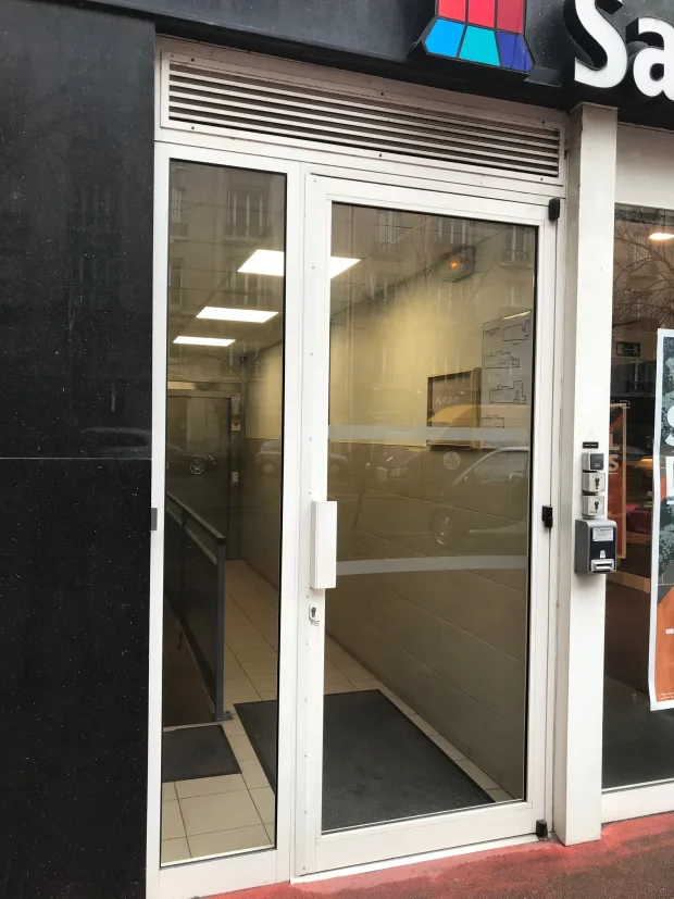 Parking de 12.4 m² à Paris