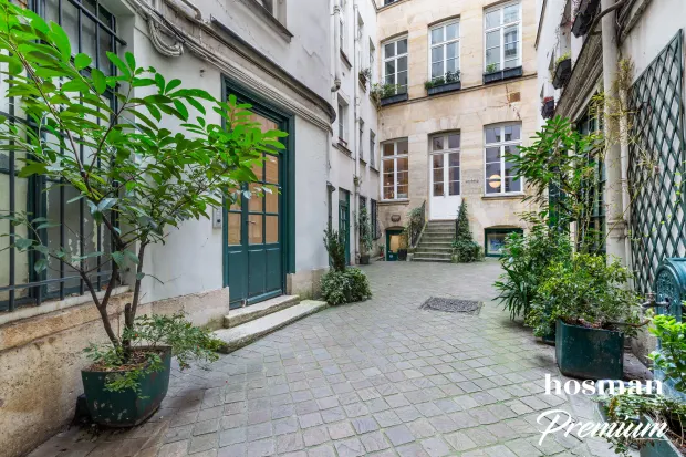Appartement de 145.0 m² à Paris