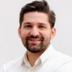 Basar Yenidunya, Head of Investments, 212