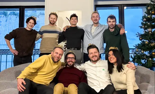Crown raises €2M