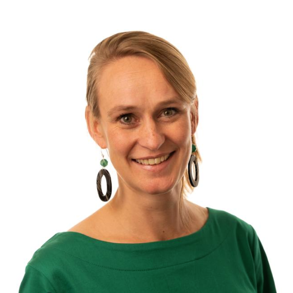 Marjolein Daamen, Pan-Invest