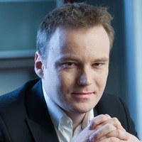 Michal Rokosz, Inovo